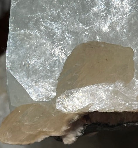 Apophyllite  verte avec Stilbite