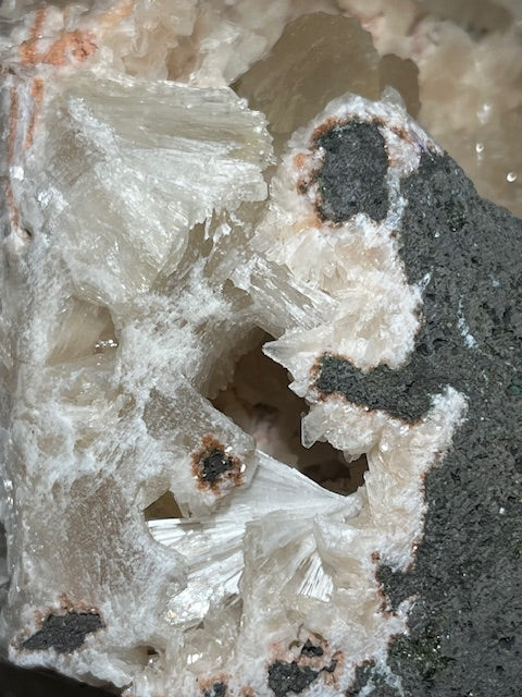 Scolecite with Stilbite