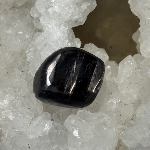 Pierre Hypersthène Naturelle - 20,41 Carats - Dimensions 19.78x15.09x6.91 Mm - 4,082 Grammes
