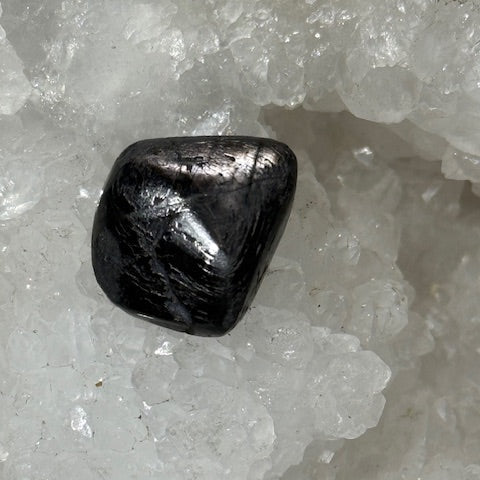 Hypersthène oasis de cristal