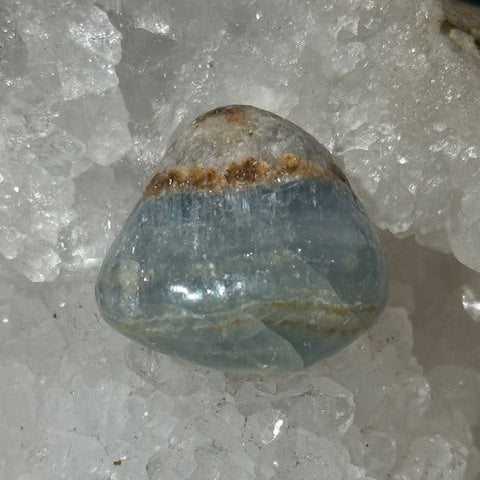 Calcite Aquatine Lémurienne  Oasis de cristal