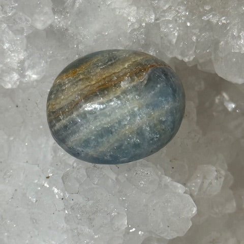 Calcite Aquatine Lémurienne  Oasis de cristal