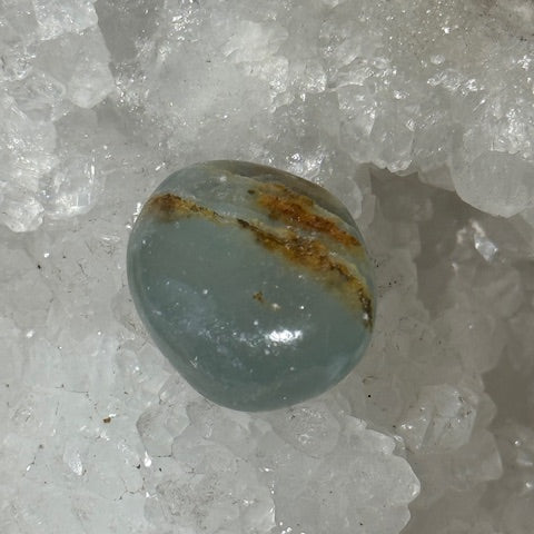 Calcite Aquatine Lémurienne  Oasis de cristal