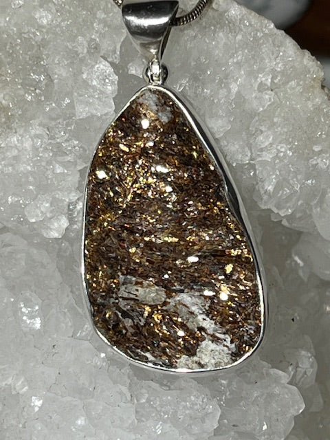 Pendentif  Astrophyllite (Russie)