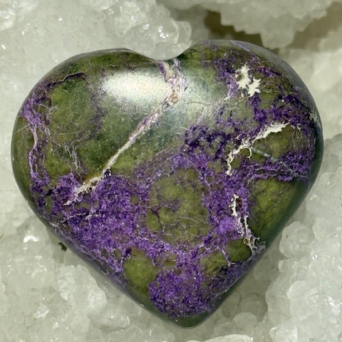 Coeur Stichtite avec Serpentine
