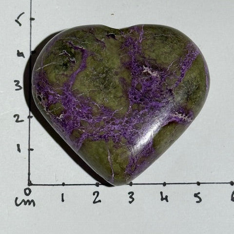 Coeur Stichtite avec Serpentine