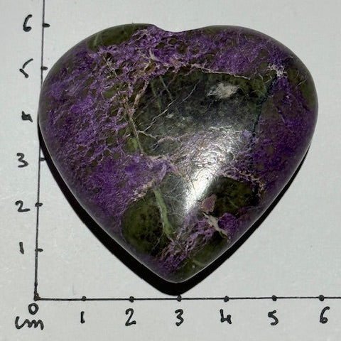 Coeur Stichtite avec Serpentine
