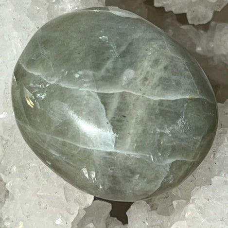 Green Moonstone – Oasis de Cristal
