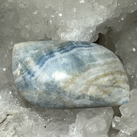 Scheelite sur Calcite