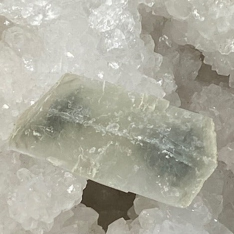 Sélénite avec inclusions de Chlorite 