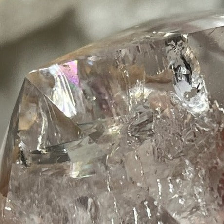 Icosaèdre en Quartz Lémurien