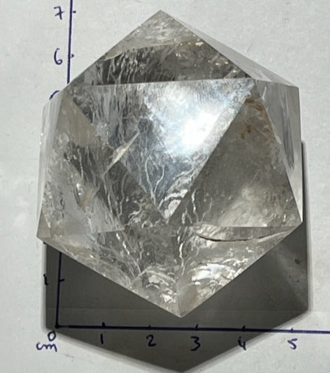 Icosaèdre en Quartz Lémurien