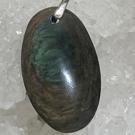 Manta Huichol Obsidian Pendant